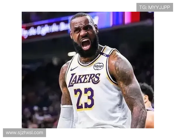 近45年内仅有詹姆斯文班和萨尔在21岁前单场达成30分10板5助2断2帽的壮举